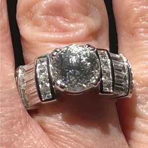 Vintage Cubic Zirconia Ring size 5